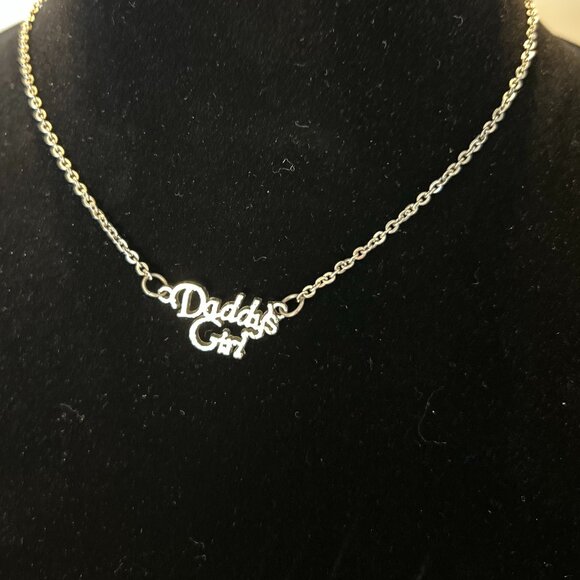 Daddy's Girl Silver necklace 14 inch - Picture 2 of 6